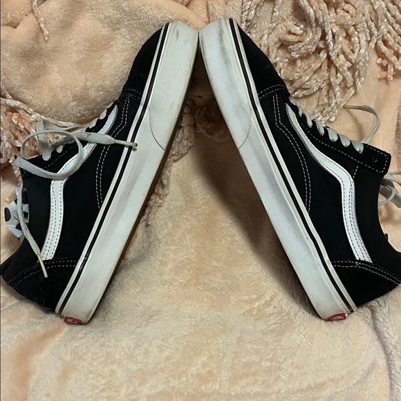 Vans sz9 Black and White Sneakers - Picture 6 of 8